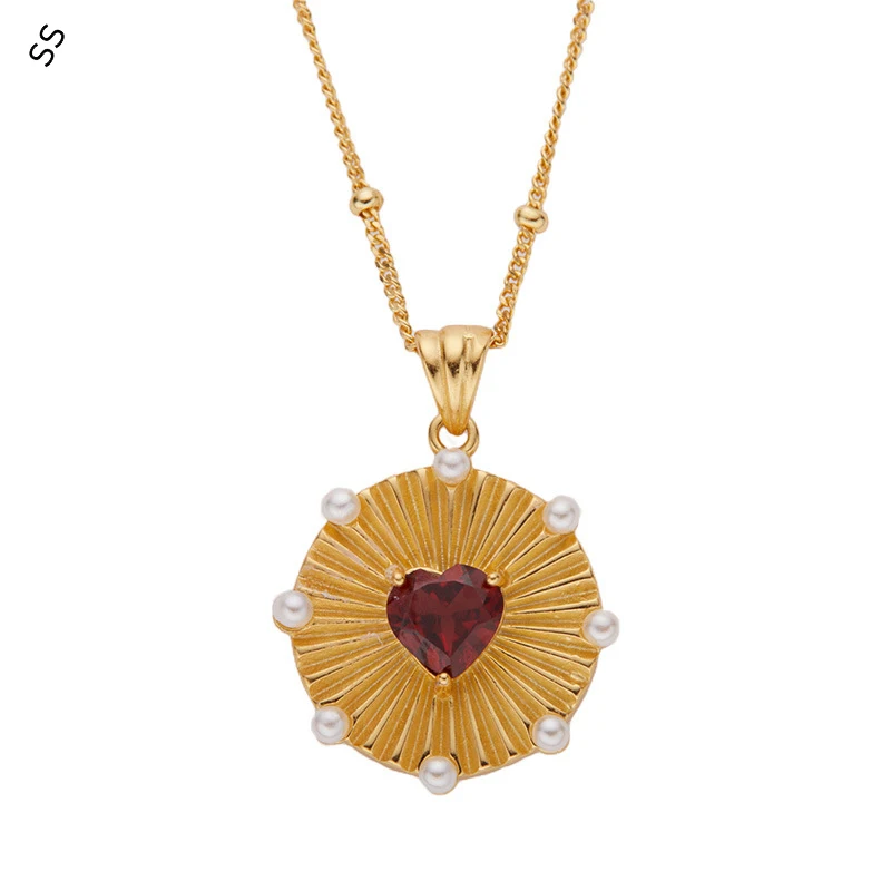 

Retro Light Luxury Natural Garnet Love Flower Jewel Pendant Necklace Round Pearl Ornament Women's Clavicle Chain Charm Accessory