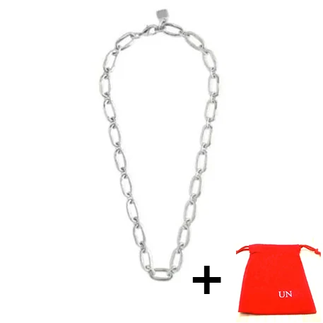 2022 New Fit UNO De 50 Fashion Electroplating 925 Silver Color Gold Charm Necklace Niche Popular Jewelry Gift
2022 New Fit UNO De 50 Fashion Electroplating 925 Silver Color Gold Charm Necklace Niche Popular Jewelry Gift