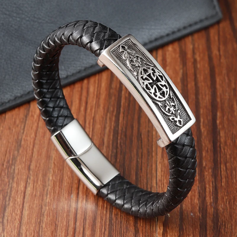 Black Color Cross Pattern Alloy Buckle Genuine Leather Bracelet For Men Stainless Steel Fine Jewelry Sculpture Bracelet
Black Color Cross Pattern Alloy Buckle Genuine Leather Bracelet For Men Stainless Steel Fine Jewelry Sculpture Bracelet