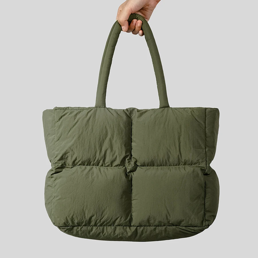 Vintage Puffy Women Handbags Padded Shoulder Bag Soft Nylon Puffer Tote Bag Fashion Lady Bags 2023 Winter
Vintage Puffy Women Handbags Padded Shoulder Bag Soft Nylon Puffer Tote Bag Fashion Lady Bags 2023 Winter