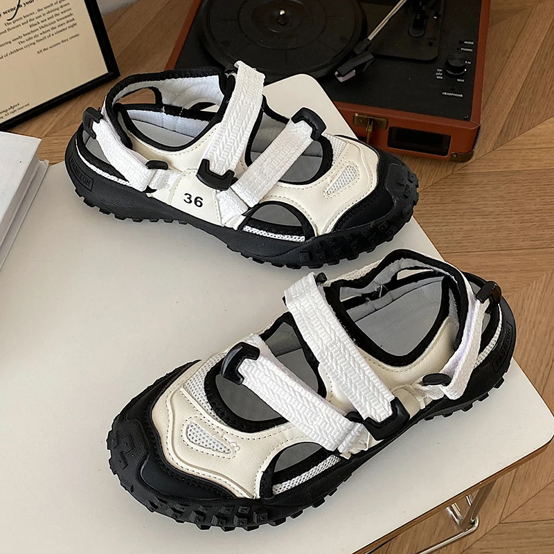2023 Fashion Thick-Soled Sports Sandals Baotou Hollow Outdoor Summer New Mesh Running Sports Shoes Casual Shoes Beach Shoes
2023 Fashion Thick-Soled Sports Sandals Baotou Hollow Outdoor Summer New Mesh Running Sports Shoes Casual Shoes Beach Shoes