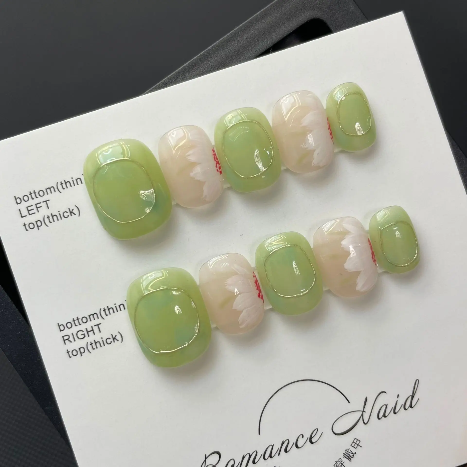Handmade Short Press on Nails Korean Green Partysu Reusable Adhesive False Nails Artifical Acrylic Full Cover Nail Tips Nail Art
Handmade Short Press on Nails Korean Green Partysu Reusable Adhesive False Nails Artifical Acrylic Full Cover Nail Tips Nail Art
