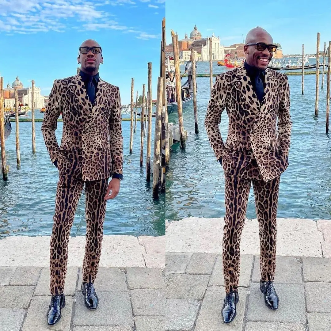 Suits for Men Male Blazer Leopard Print Double Breasted Slim Fit Jacket Tailcoat Knight Suit Man Dress Up 2 Piece Coat Pants
Suits for Men Male Blazer Leopard Print Double Breasted Slim Fit Jacket Tailcoat Knight Suit Man Dress Up 2 Piece Coat Pants