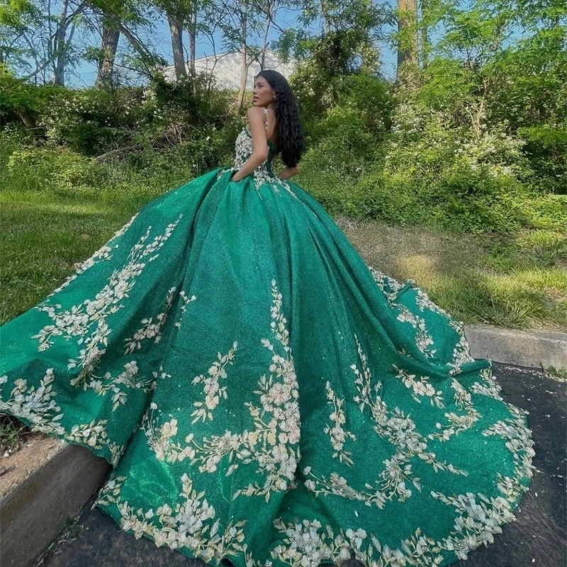 

EVLAST Mexico Emerald Green Shiny Quinceanera Dress Gold Floral Applique Lace Beading Corset Sweet 16 Vestidos De 15 Años TQD050