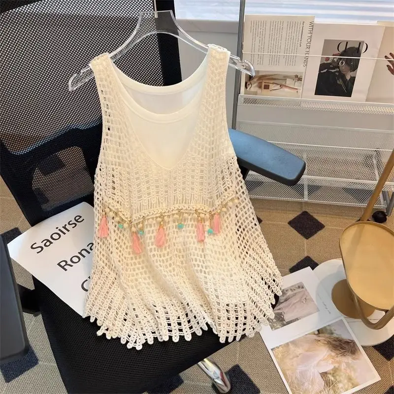 Korean Style New Pure Color All-Matching Loose-fitting Embroidered Hollow Out Knitted Vest with Tassel Women's Tops L219
Korean Style New Pure Color All-Matching Loose-fitting Embroidered Hollow Out Knitted Vest with Tassel Women's Tops L219