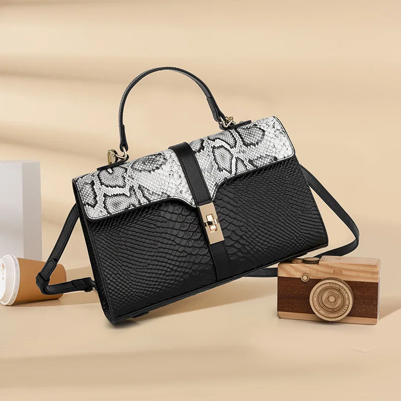 2023 Summer 100% Genuine Leather Large Capacity Casual Totes High Quality Women Purse And Handbags Luxury Fashion Shoulder Bags
2023 Summer 100% Genuine Leather Large Capacity Casual Totes High Quality Women Purse And Handbags Luxury Fashion Shoulder Bags