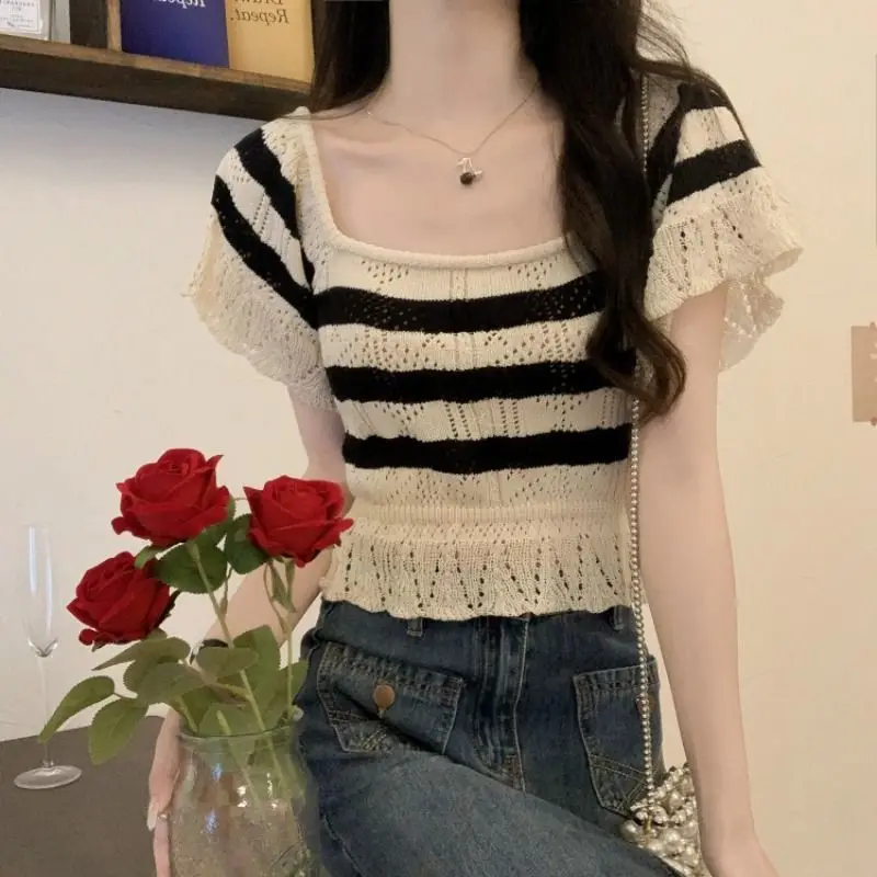 Streetwear Women Clothing Summer Short Sleeve T-shirt Crop Tops Y2k Clothes Knit Pullover Skinny Hollow Out T-shirt Square Neck
Streetwear Women Clothing Summer Short Sleeve T-shirt Crop Tops Y2k Clothes Knit Pullover Skinny Hollow Out T-shirt Square Neck