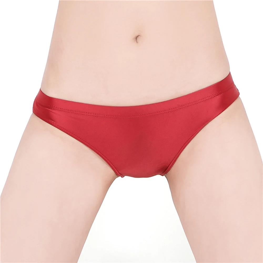 Women's Panties Sexy Bikini Oil Shiny Sheer Shiny Glossy Thong Briefs Silky Lingerie Underwear Causal Comfort Female Underpants
Women's Panties Sexy Bikini Oil Shiny Sheer Shiny Glossy Thong Briefs Silky Lingerie Underwear Causal Comfort Female Underpants