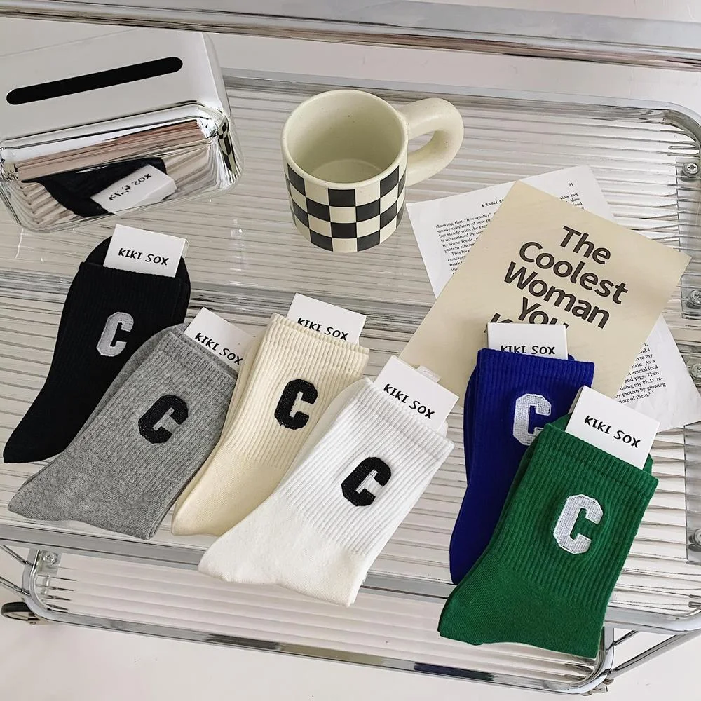 Long Socks Women Fashion Winter New Cold Resistance Keep Warm Wool Socks Thick letter C Korean Luxury
Long Socks Women Fashion Winter New Cold Resistance Keep Warm Wool Socks Thick letter C Korean Luxury