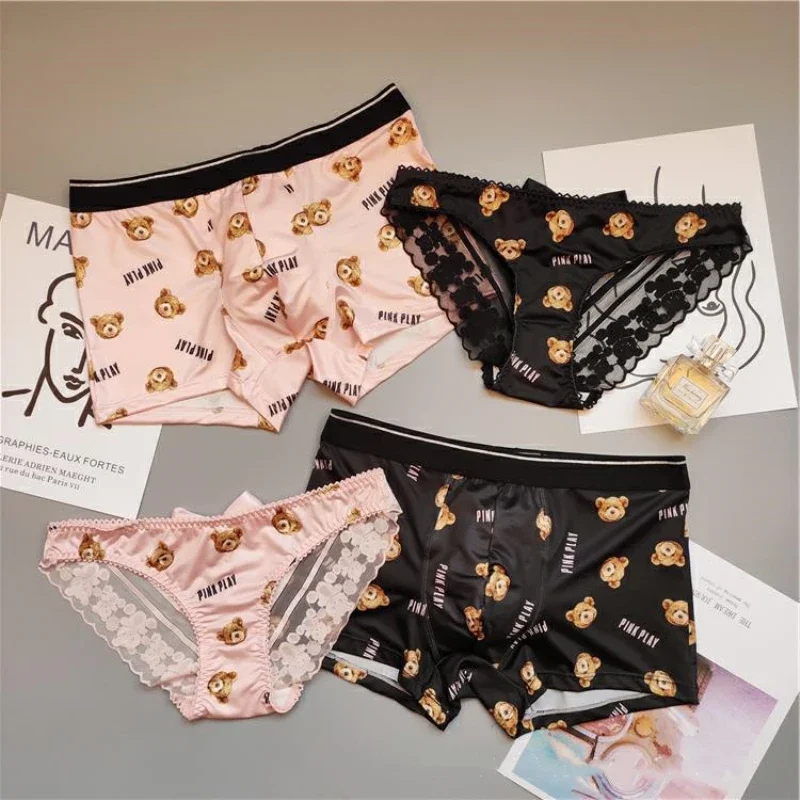 2Pcs Couple Panties Set Sexy Lace Panties Women Ice Silk Fabrics Underwear Men's Boxers Bear Print Panties Set Women's Briefs 
2Pcs Couple Panties Set Sexy Lace Panties Women Ice Silk Fabrics Underwear Men's Boxers Bear Print Panties Set Women's Briefs