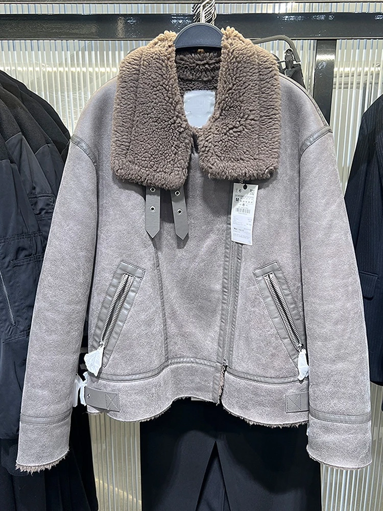 FTLZZ New Autumn Winter Women Streetwear Faux Lamb Leather Jacket Thick Lapel Zipper Fake Suede Fur Coat Lady Motorcycle Outwear
FTLZZ New Autumn Winter Women Streetwear Faux Lamb Leather Jacket Thick Lapel Zipper Fake Suede Fur Coat Lady Motorcycle Outwear