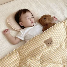 Baby Napping Blanket Pure Cotton Thick Soft Comfortable Baby Quilt Cute Bear Plaid Print Pattern Winter Keep Warm Newborn Quilt
Baby Napping Blanket Pure Cotton Thick Soft Comfortable Baby Quilt Cute Bear Plaid Print Pattern Winter Keep Warm Newborn Quilt