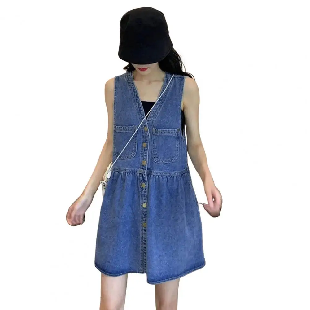 Women A-line Denim Dress Life Dress Vintage Denim A-line Dress V Neck Big Hem Chest Pocket Pleated Mini for Women Above Knee
Women A-line Denim Dress Life Dress Vintage Denim A-line Dress V Neck Big Hem Chest Pocket Pleated Mini for Women Above Knee