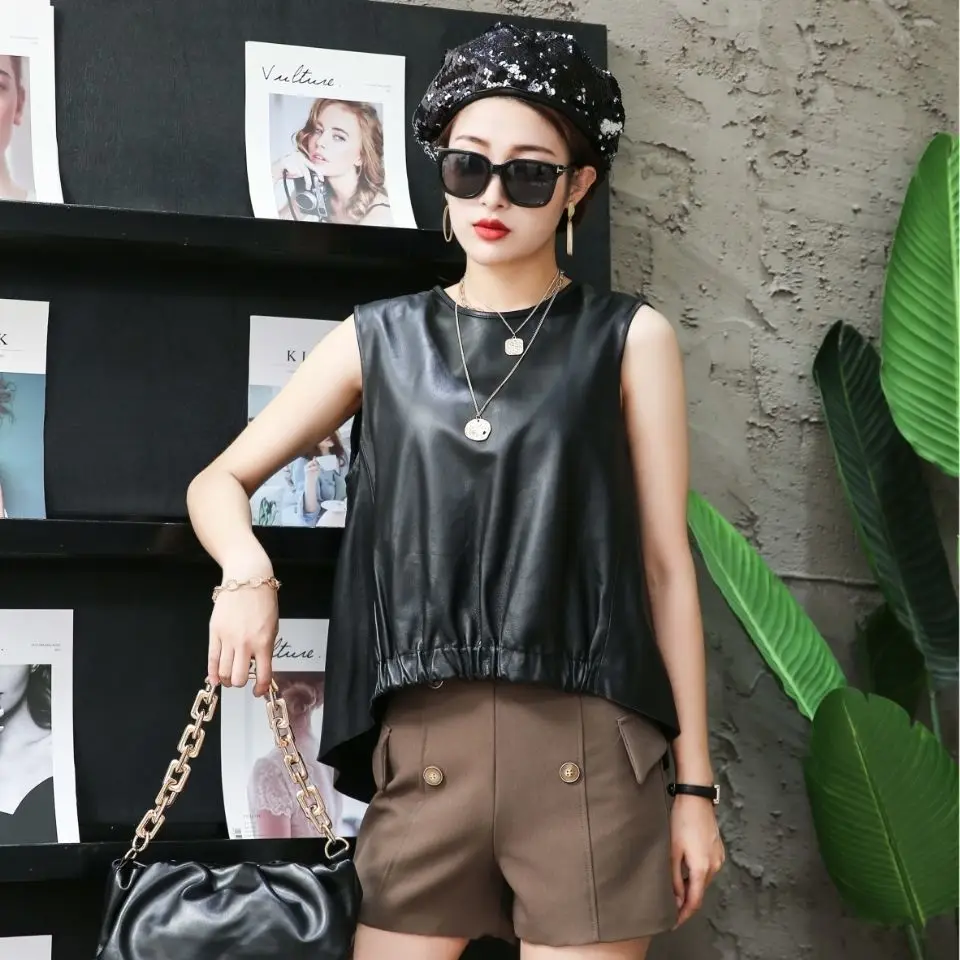PU leather stylish outerwear women's vest with new irregular rear split small sleeveless
PU leather stylish outerwear women's vest with new irregular rear split small sleeveless