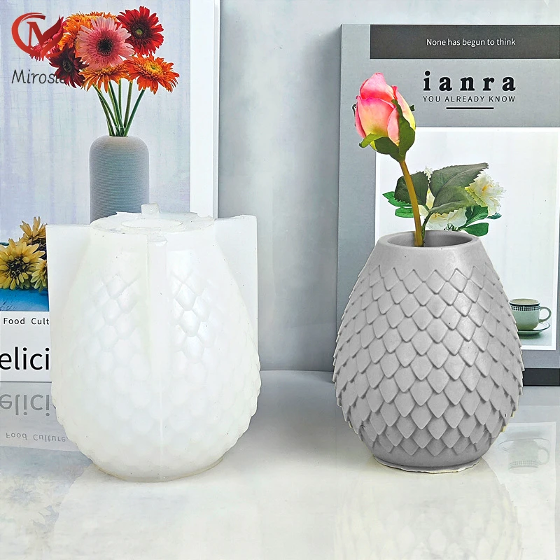Mirosie Snake Scale Vase Silicone Mold DIY Gypsum Epoxy Resin Molds Concrete Three-dimensional Rhombic Pattern Flower Pot Mold
Mirosie Snake Scale Vase Silicone Mold DIY Gypsum Epoxy Resin Molds Concrete Three-dimensional Rhombic Pattern Flower Pot Mold