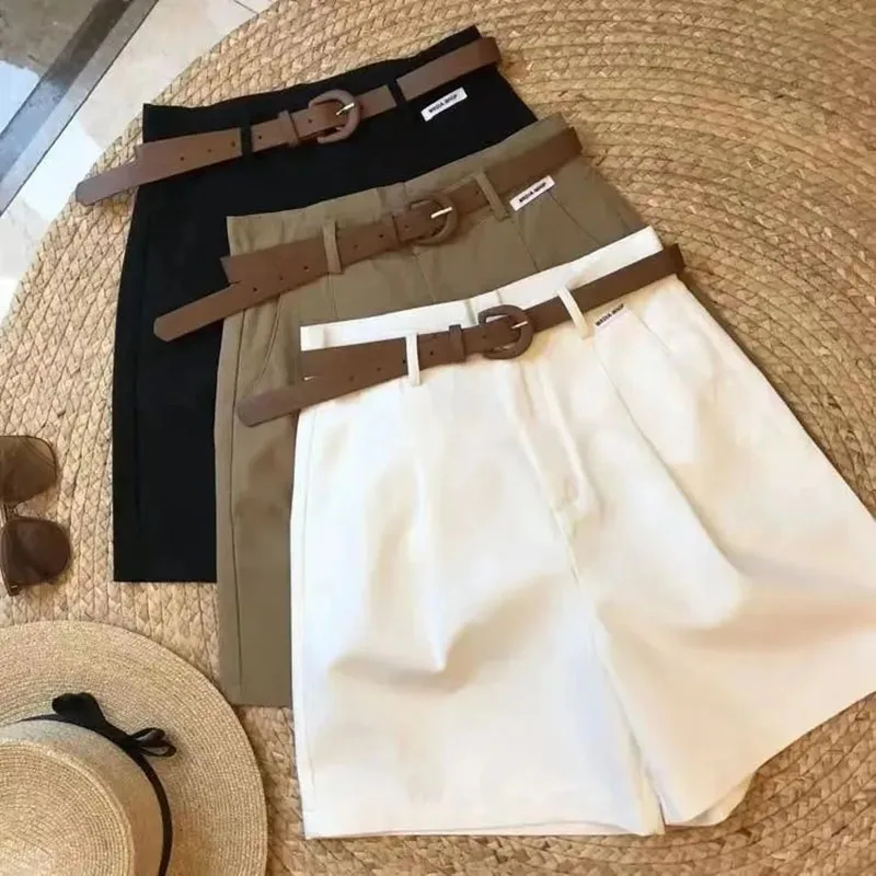with Belt Casual Wide-Leg Shorts Women Summer Solid All-Match Sport Shorts Y2K High Waist Loose Buttons Fashion Streetwear
with Belt Casual Wide-Leg Shorts Women Summer Solid All-Match Sport Shorts Y2K High Waist Loose Buttons Fashion Streetwear