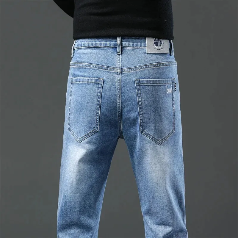 2023 Spring Autumn New Casual Men's Light Blue Regular Fit Midwight Jeans Male Brand Classic Style Stretch Fabric Pants Trousers
2023 Spring Autumn New Casual Men's Light Blue Regular Fit Midwight Jeans Male Brand Classic Style Stretch Fabric Pants Trousers