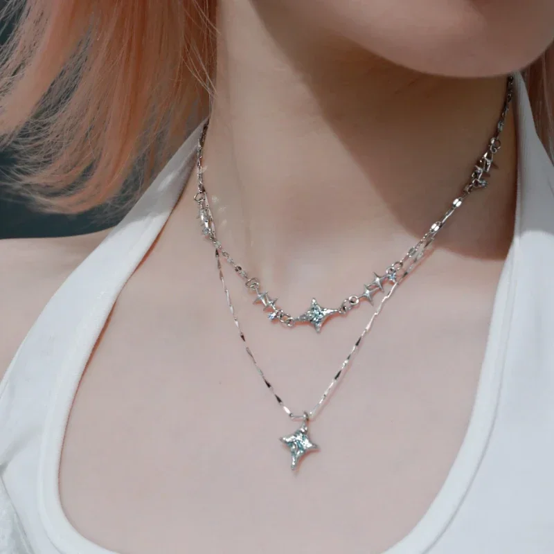 Original necklace with non fading double layered niche design, cool and cool high-end sweet female collarbone chain
Original necklace with non fading double layered niche design, cool and cool high-end sweet female collarbone chain