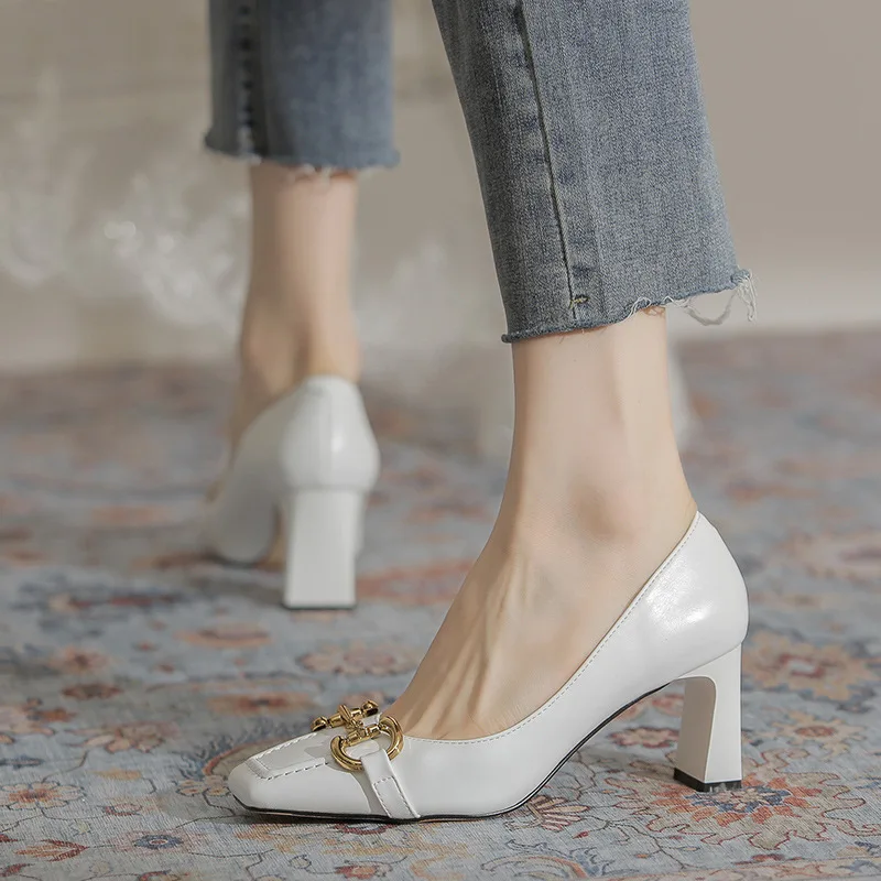 Spring and Autumn Style Horse Titles Buckle Retro High Heels Elegant Small Square Head Mary Jane Shoes Single Shoe
Spring and Autumn Style Horse Titles Buckle Retro High Heels Elegant Small Square Head Mary Jane Shoes Single Shoe