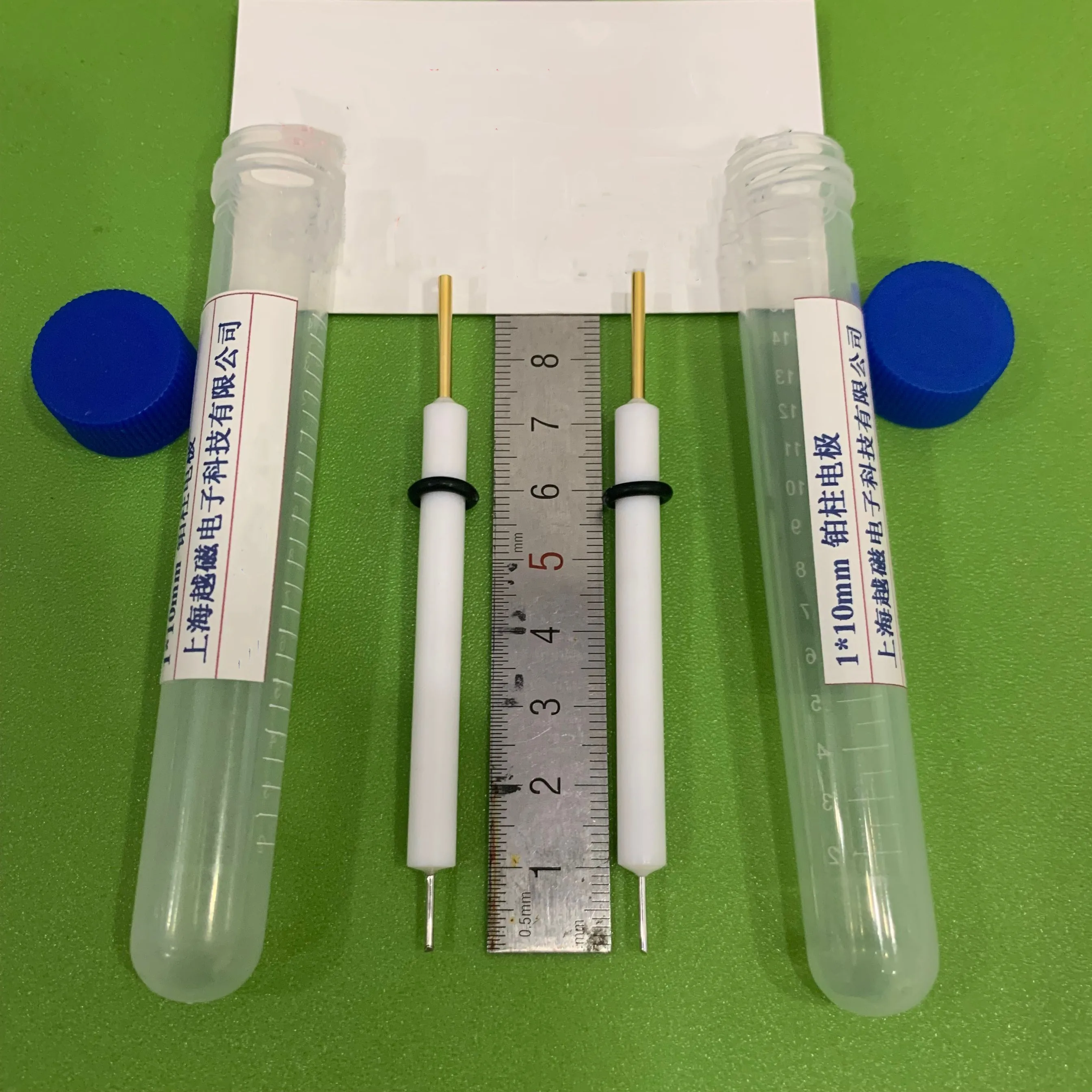 Customized platinum column electrode 1mm*10mm/1mm*5mm platinum contrast electrode platinum needle electrode can be customized
Customized platinum column electrode 1mm*10mm/1mm*5mm platinum contrast electrode platinum needle electrode can be customized
