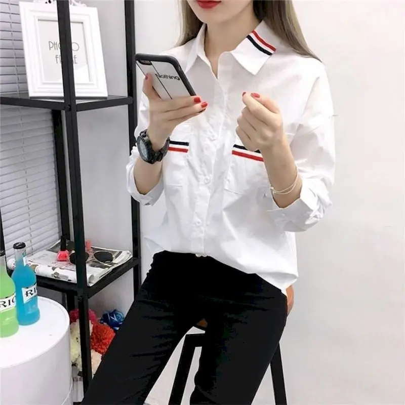 Fashion Blouses Women Spring Autumn Trend Top Korean Style White Shirt Long-sleeved Design Sense Niche All-match Loose Shirts
Fashion Blouses Women Spring Autumn Trend Top Korean Style White Shirt Long-sleeved Design Sense Niche All-match Loose Shirts