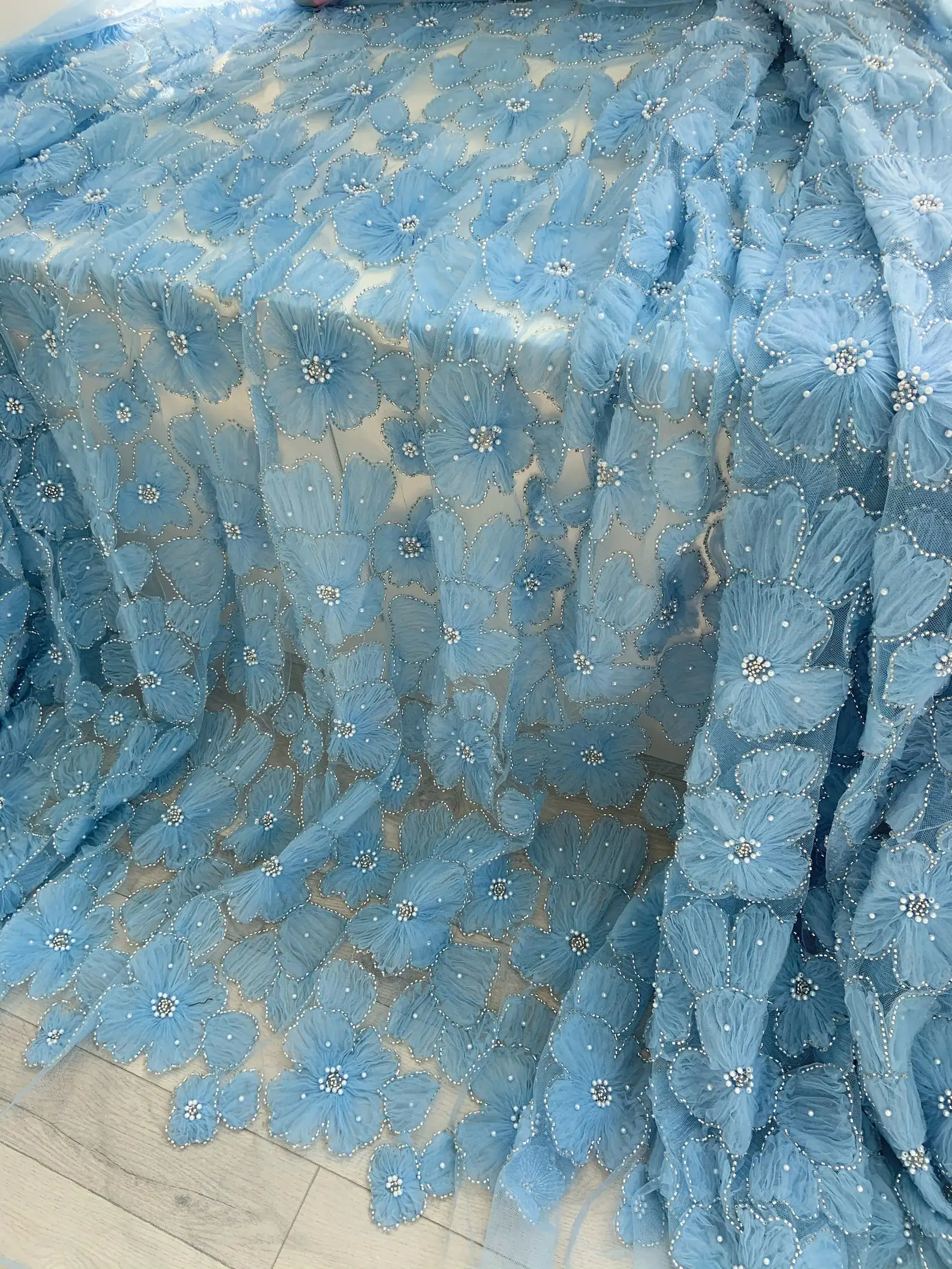 1 Yard Light Blue Beads Embroidery French Mesh Lace Fabric Latest African Handmade Sequins Tulle Lace Fabrics for Party
1 Yard Light Blue Beads Embroidery French Mesh Lace Fabric Latest African Handmade Sequins Tulle Lace Fabrics for Party