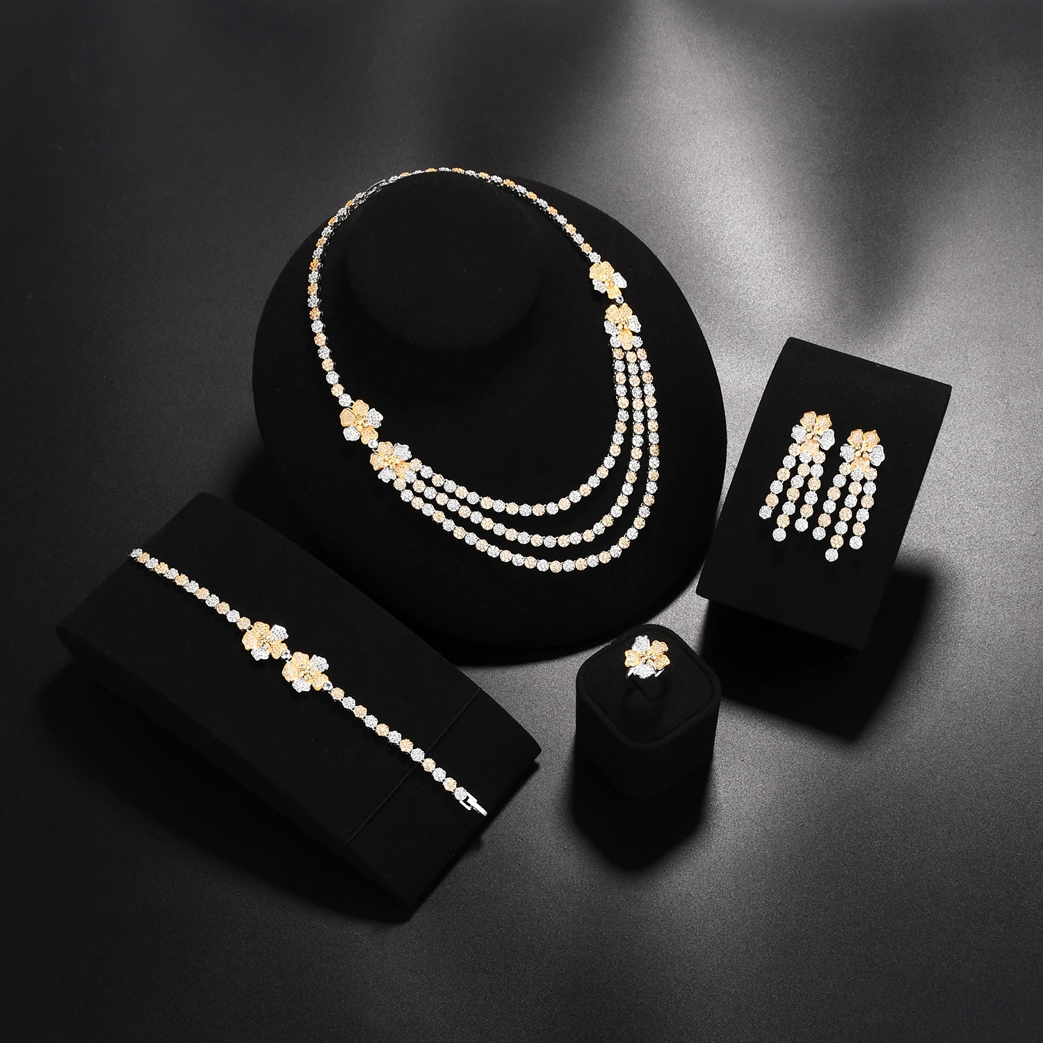 Necklace jewelry set for female wedding Dubai bride jewelry cubic zirconia jewelry set
Necklace jewelry set for female wedding Dubai bride jewelry cubic zirconia jewelry set