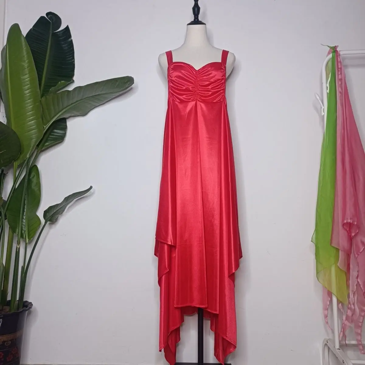 

Блестящее Сексуальное Женское атласное длинное платье без рукавов, свободное Ночное платье, женское платье для сна