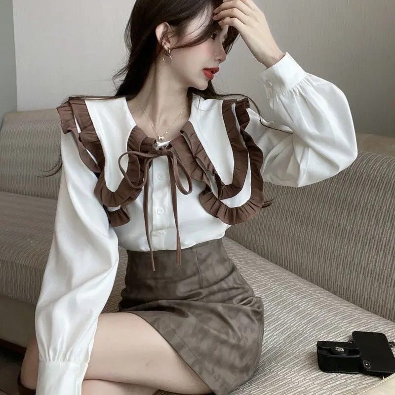 

Korea Peter Pan Collar Patchwork Blouse Women Clothing Sweet Buttons Loose Long Sleeve Shirts Femme Ruffles Tops