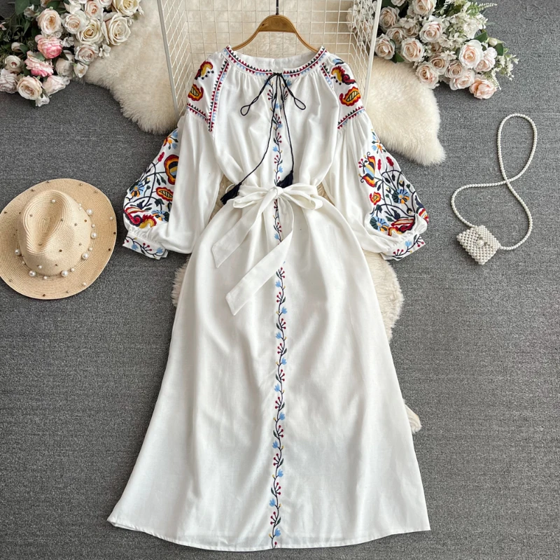 Women's Dress Spring Autumn Vintage National Style Floral Embroidery A-Line Mid-Length Lace-Up O-Neck Lantern Sleeve Dresses
Women's Dress Spring Autumn Vintage National Style Floral Embroidery A-Line Mid-Length Lace-Up O-Neck Lantern Sleeve Dresses