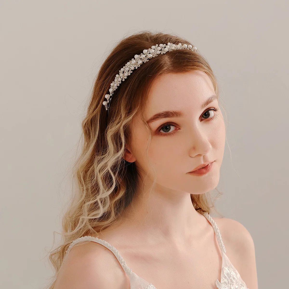Bridal Tiara Crown High End Pearl Rhinestone Headband Hair Hoop Hair Accessories
Bridal Tiara Crown High End Pearl Rhinestone Headband Hair Hoop Hair Accessories
