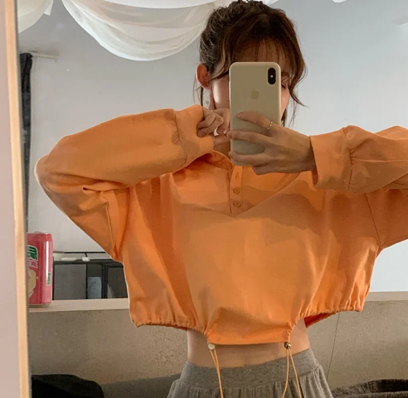 Polo Collar Short Sweater Ladies Spring Wild Loose and Thin Chic Drawstring Waist Long-sleeved T Shirts 2024 New Korean Version
Polo Collar Short Sweater Ladies Spring Wild Loose and Thin Chic Drawstring Waist Long-sleeved T Shirts 2024 New Korean Version