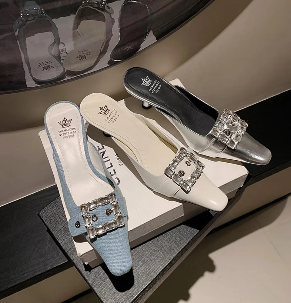 Bordered Rhinestone Solid Colors Sandals Spike Low Heel Square Toe 2023 Fashion Summer Women Shoes Casual Zapatillas Mujer
Bordered Rhinestone Solid Colors Sandals Spike Low Heel Square Toe 2023 Fashion Summer Women Shoes Casual Zapatillas Mujer