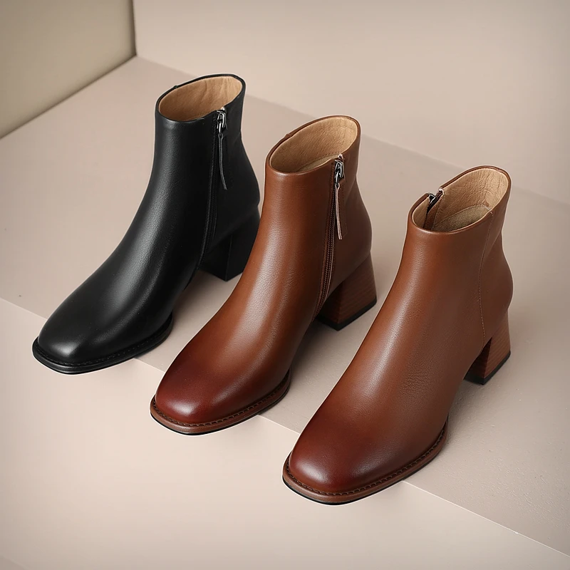 Ankle Boots Top layer Cowhide Thick Heeled Short Boots with soft and skin friendly fur lining can be worn in all seasons Y47
Ankle Boots Top layer Cowhide Thick Heeled Short Boots with soft and skin friendly fur lining can be worn in all seasons Y47