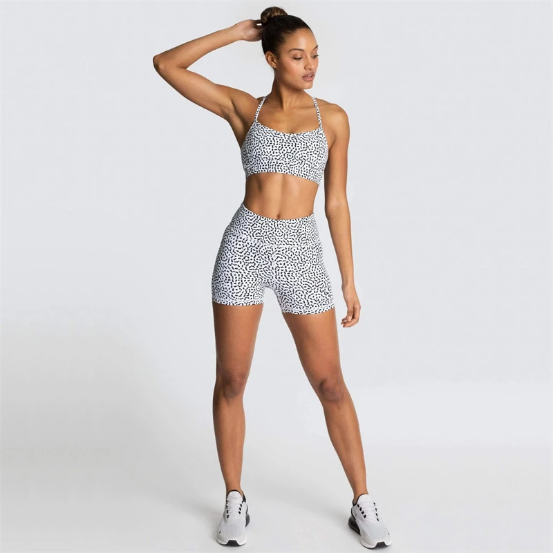 Sexy Running Sports Set Women's Yoga Set Quick Dry Breathable Push Up Fitness Set
Sexy Running Sports Set Women's Yoga Set Quick Dry Breathable Push Up Fitness Set