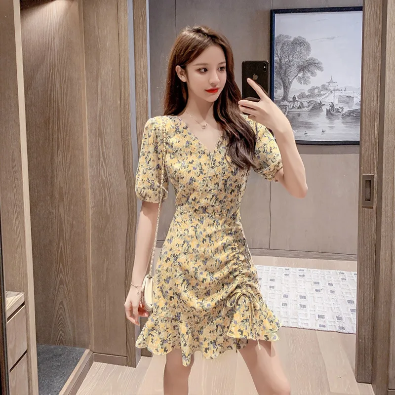 2024 New V-Neck Vestidos Drawstring Summer Floral Slim Chiffon Dresses V-Neck Casual Waist French Petite French Mini Dresses XXL
2024 New V-Neck Vestidos Drawstring Summer Floral Slim Chiffon Dresses V-Neck Casual Waist French Petite French Mini Dresses XXL