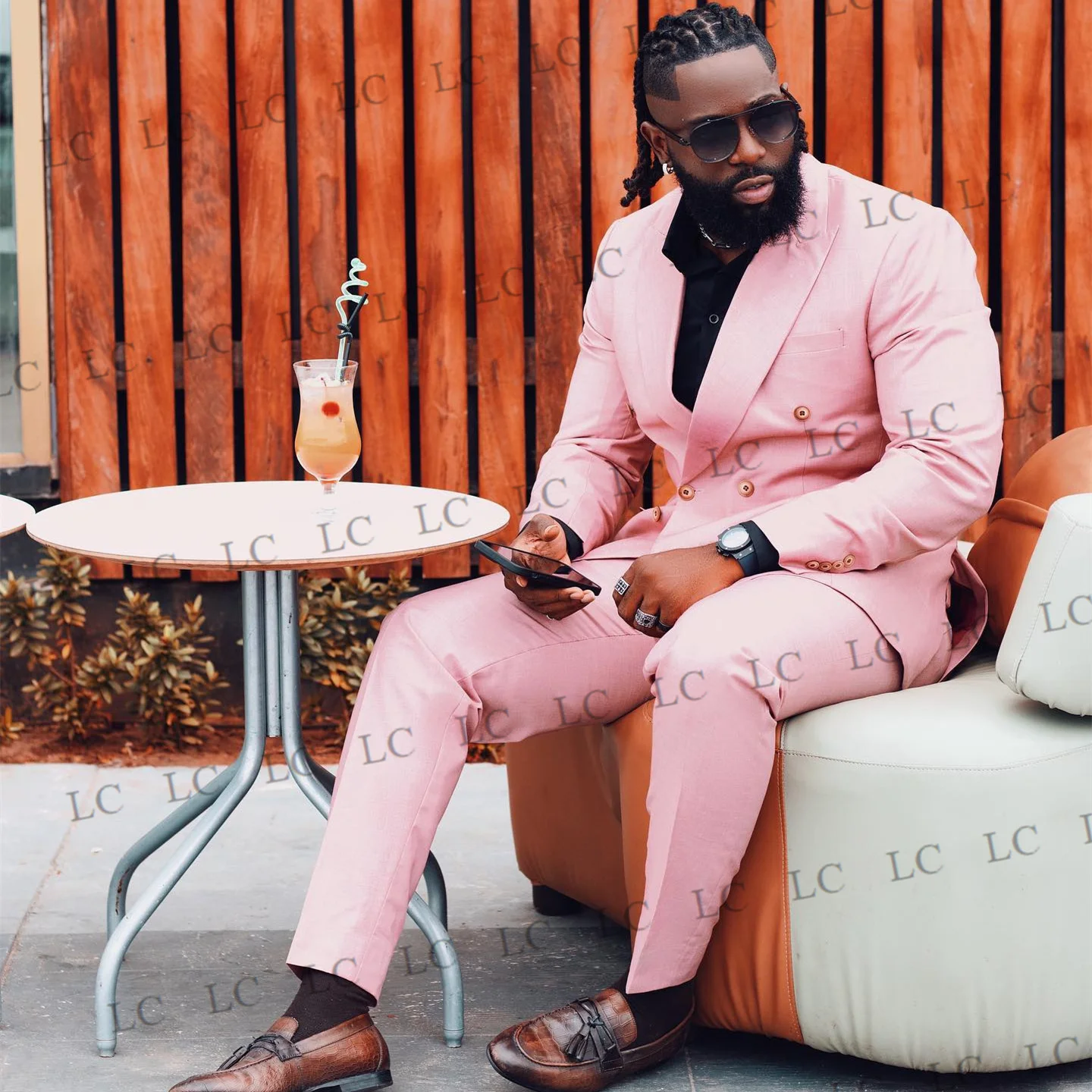 

Pink Fashion Suits For Men Gentle Men Suit 2 Pieces Blazer Pants Peaked Lapel Formal Work Wear Wedding Groom Plus Size Tailored