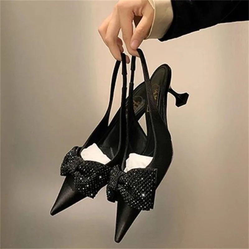 Crystal Butterfly-knot Shoes for Ladies Buckle Black Sandals Pointed Toes Sandalias Wineglass Heels Bow-tied Zapatos De Mujer
Crystal Butterfly-knot Shoes for Ladies Buckle Black Sandals Pointed Toes Sandalias Wineglass Heels Bow-tied Zapatos De Mujer