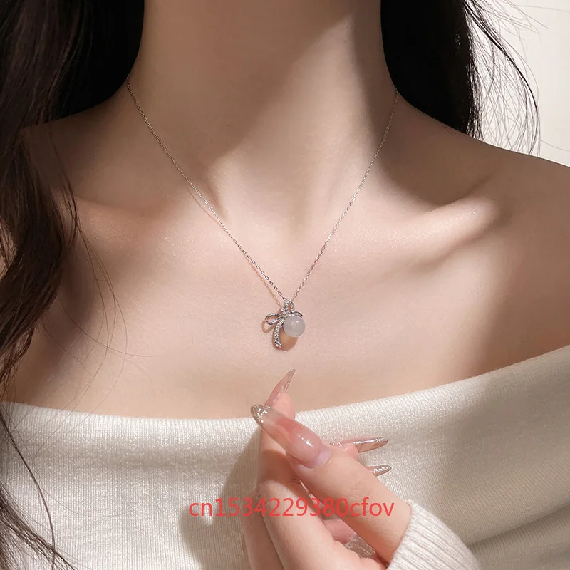

Natural Agate Jade Chalcedony Butterfly Beads Pendant Necklace Charming S925 Silver Jewelry Ethnic Style Gift for Women