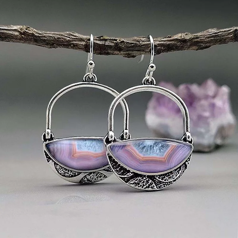 Fashion Creative Artificial Purple Agate Earrings European and American Ladies Retro Artificial Gemstone Earrings
Fashion Creative Artificial Purple Agate Earrings European and American Ladies Retro Artificial Gemstone Earrings
