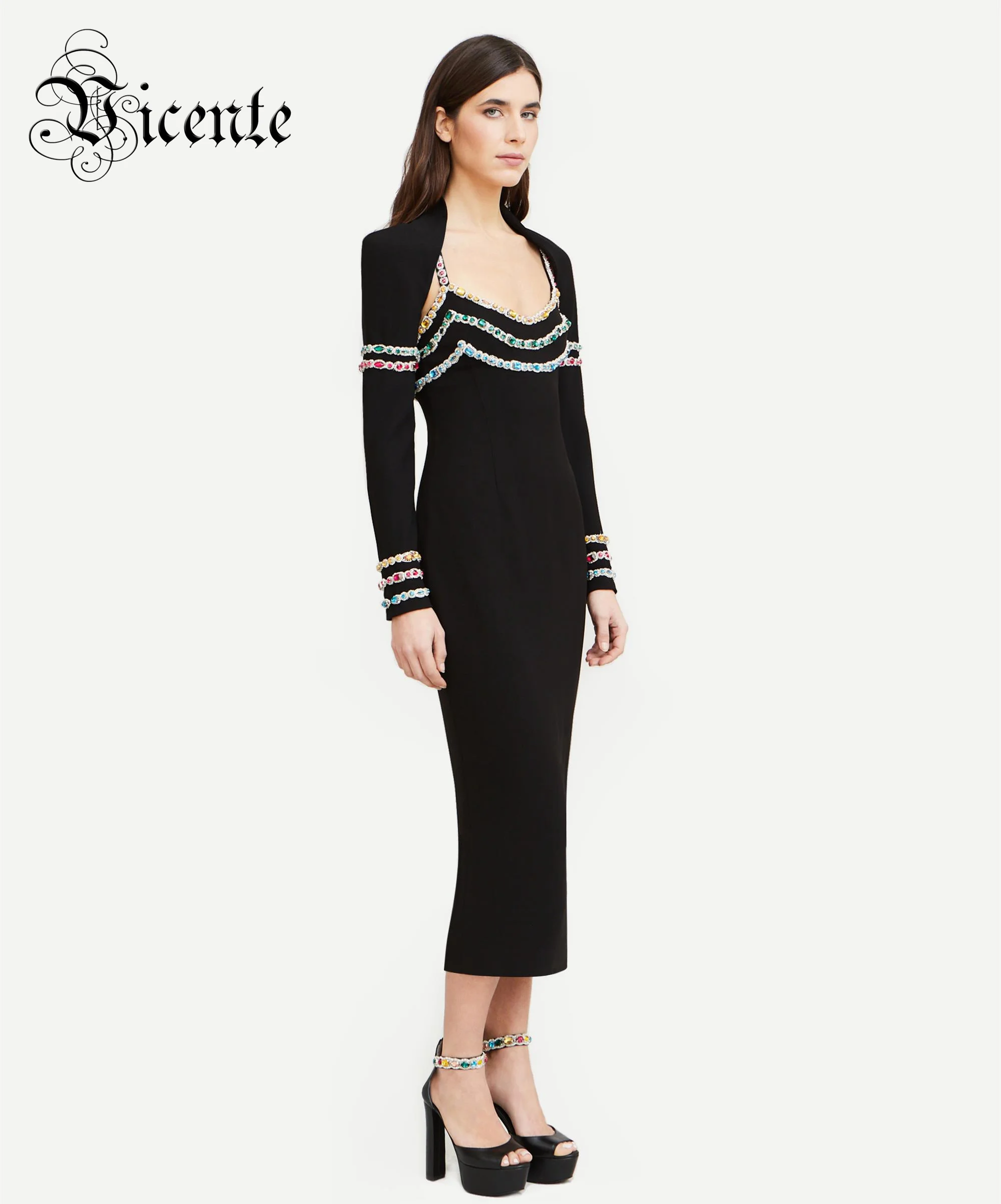 Женский комплект из 2 предметов VC, черный бандажный топ с длинными рукавами и кристаллами + длинное платье без бретелек, модный винтажный комплект 2024 
Женский комплект из 2 предметов VC, черный бандажный топ с длинными рукавами и кристаллами + длинное платье без бретелек, модный винтажный комплект 2024