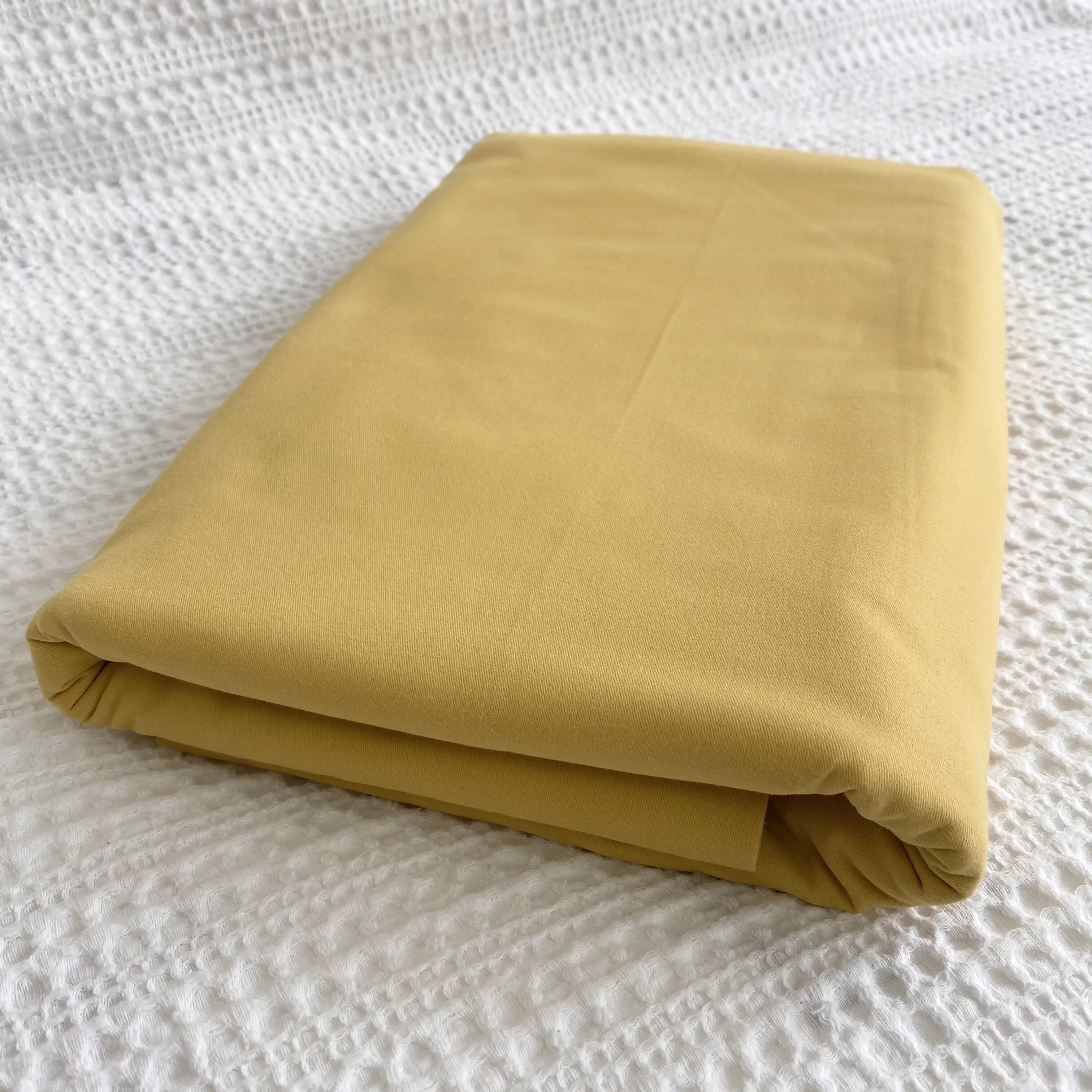 Yellow pure cotton 2024 bed solid color winter brushed single piece thickened cotton sheet double simple quilt
Yellow pure cotton 2024 bed solid color winter brushed single piece thickened cotton sheet double simple quilt
