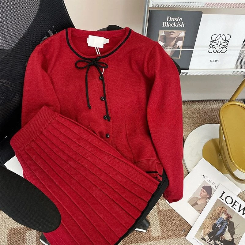 

Christmas Sweet Red Knit Cardigan Pleated Skirt Two-piece Set Women O-Neck Bow Splice Soft Glutinous College Fashion Winter Suit