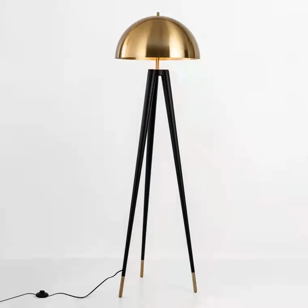 Modern Led Floor Lamp Golden Tripod Floor Lights for Living Room Bedroom Nordic Luxury Home Decoration Standing Lamp
Modern Led Floor Lamp Golden Tripod Floor Lights for Living Room Bedroom Nordic Luxury Home Decoration Standing Lamp