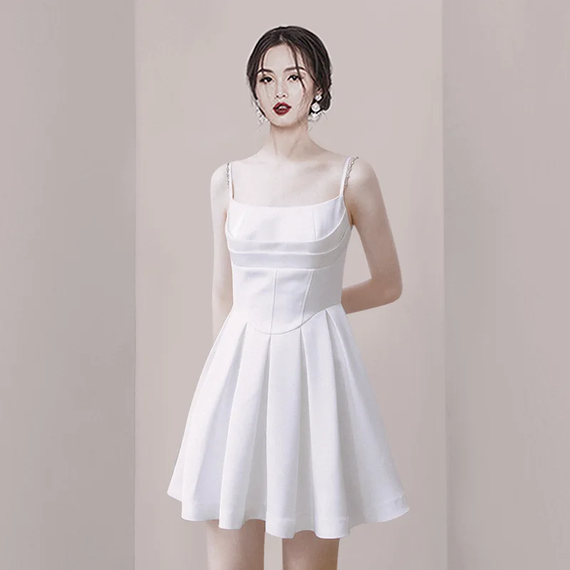 2023 Summer Women's High-end Satin Racer-pleats Detachable Imitation Diamond Chain Double Shoulder Strap Slip Dress
2023 Summer Women's High-end Satin Racer-pleats Detachable Imitation Diamond Chain Double Shoulder Strap Slip Dress