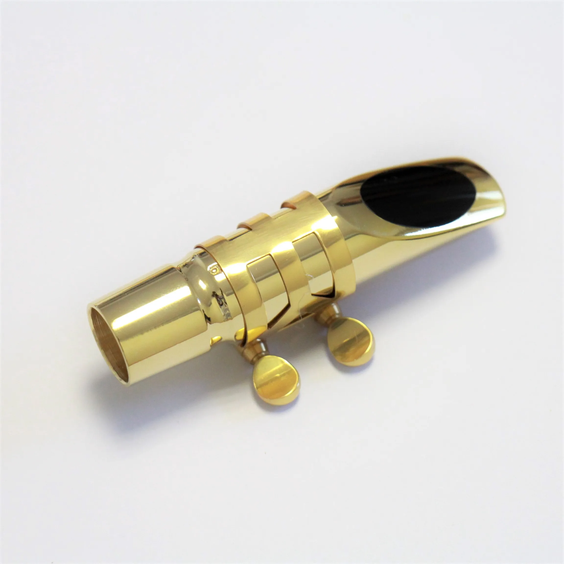 Saxophone Mouthpiece with Cap and Ligatures Brass Metal Mouthpieces for alto saxophone mouthpiece /Tenor/Soprano Sax Mouthpiece
Saxophone Mouthpiece with Cap and Ligatures Brass Metal Mouthpieces for alto saxophone mouthpiece /Tenor/Soprano Sax Mouthpiece