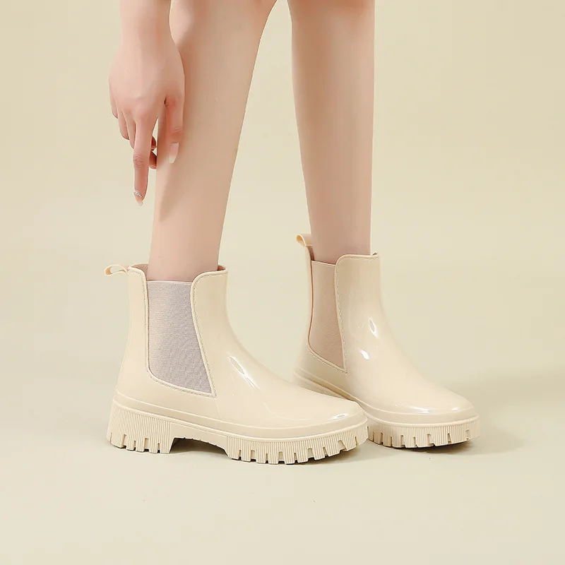 Short Tube Adult Ladies Fashion Four Seasons Can Wear Waterproof Rain Boots Outdoor Leisure Non-slip Thick-soled Rain Boots
Short Tube Adult Ladies Fashion Four Seasons Can Wear Waterproof Rain Boots Outdoor Leisure Non-slip Thick-soled Rain Boots
