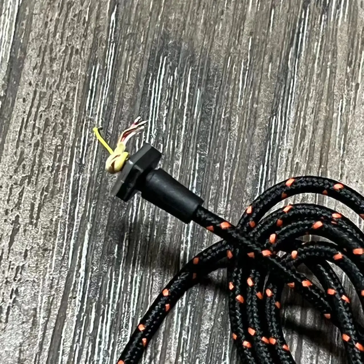 Original Audio connect cables for JBL Quantum Q100/Q200/Q300 Game headphones replacement 3.5mm aux cable spare parts Original Audio connect cables for JBL Quantum Q100/Q200/Q300 Game headphones replacement 3.5mm aux cable spare parts