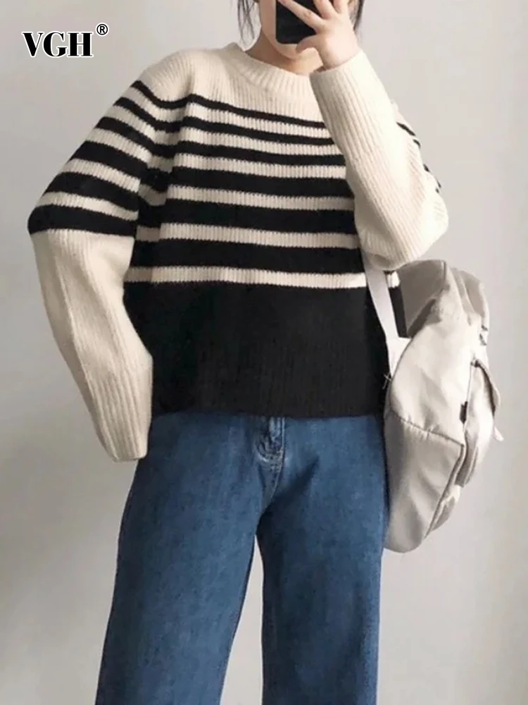 VGH Hit Color Striped Knitting Sweater For Women Round Neck Long Sleeve Loose Casual Sweaters Female Fashion Clothing Style 2023
VGH Hit Color Striped Knitting Sweater For Women Round Neck Long Sleeve Loose Casual Sweaters Female Fashion Clothing Style 2023