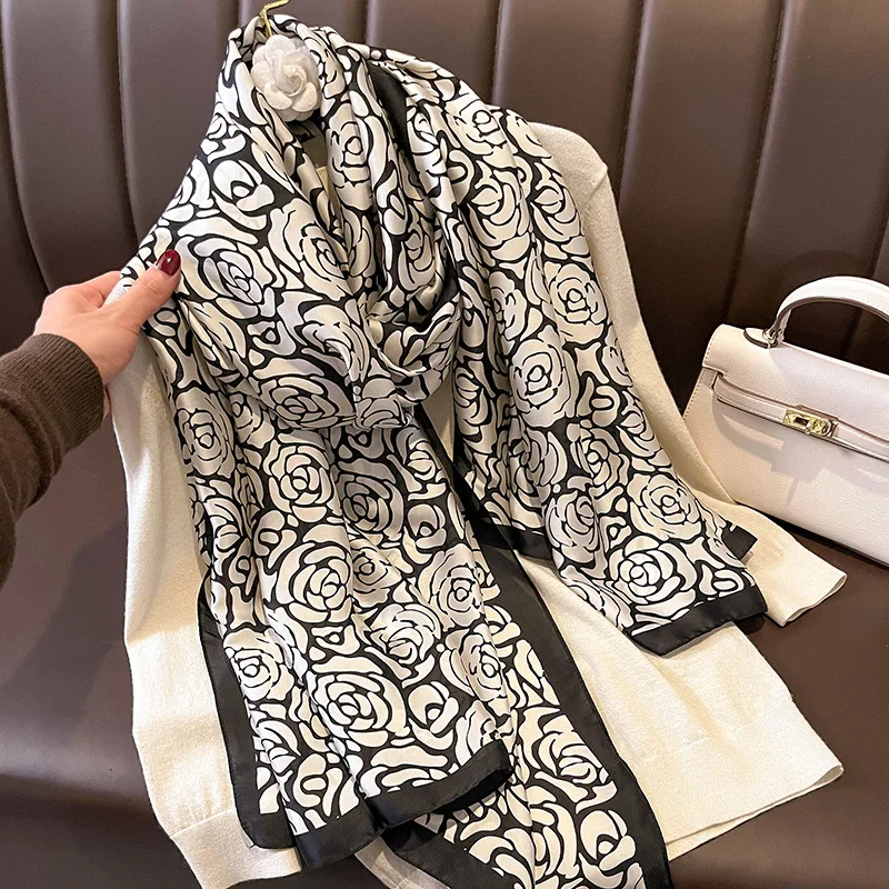 

New Camellia Bandana 180cm Scarf 2024 Fashion Women Hijab Soft Shawls and Wraps Female Foulard Designer Pashmina Headscarf